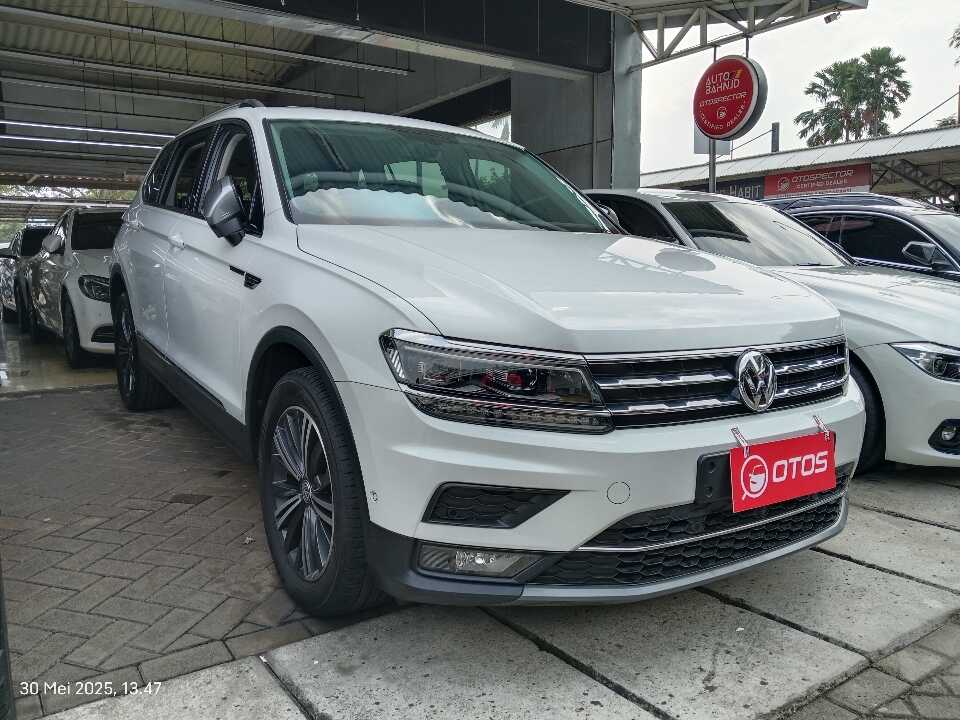 2021 Volkswagen Tiguan 1.4 TSI - Foto 1 dari 6