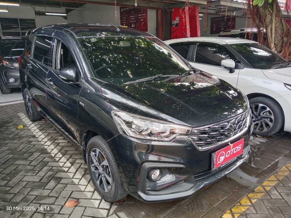 2022 Suzuki Ertiga 1.5 GX Hybrid - Foto 1 dari 6