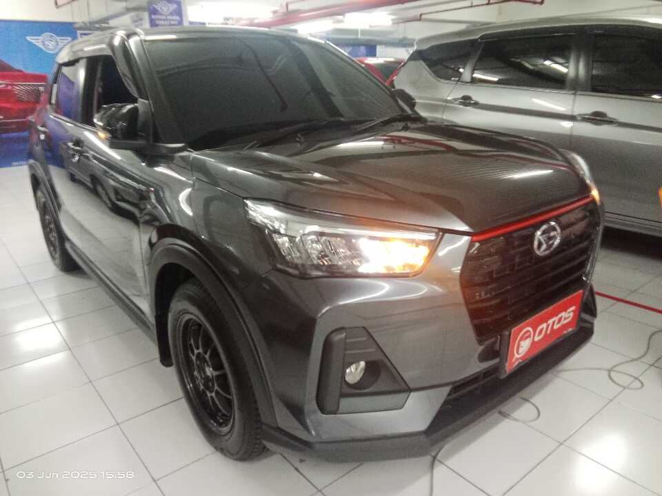 2021 Daihatsu Rocky 1.2 X - Foto 1 dari 6