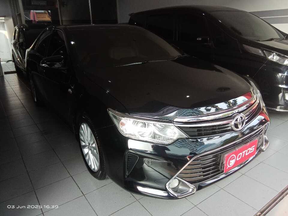 2016 Toyota Camry 2.5 V - Foto 1 dari 6