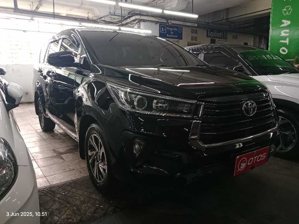 2021 Toyota Kijang Innova 2.0 V - Foto 1 dari 6