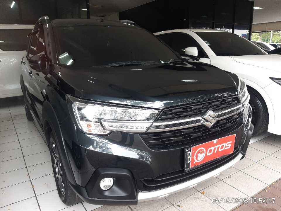 2021 Suzuki XL7 1.5 - Foto 1 dari 6