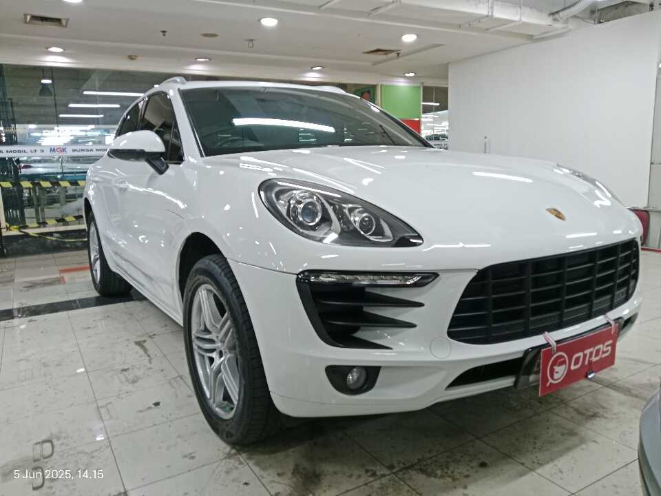 2015 Porsche Macan 2.0 - Foto 1 dari 6