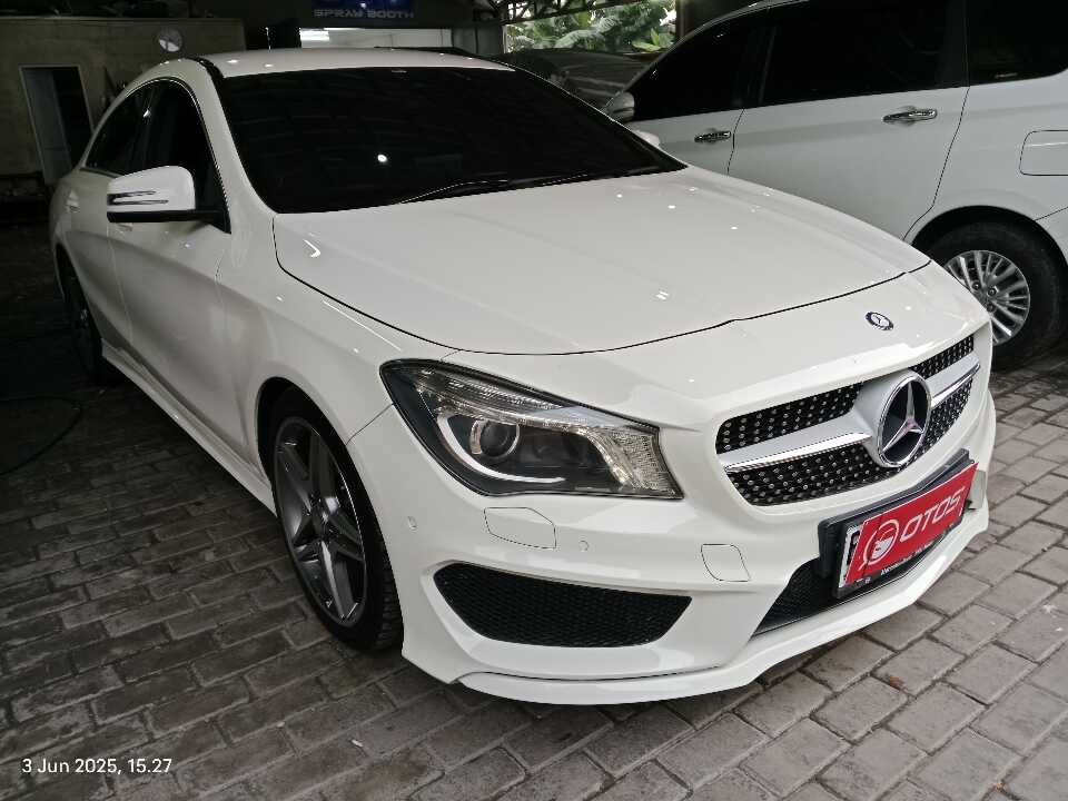 2015 Mercedes-Benz CLA200 1.6 - Foto 1 dari 6