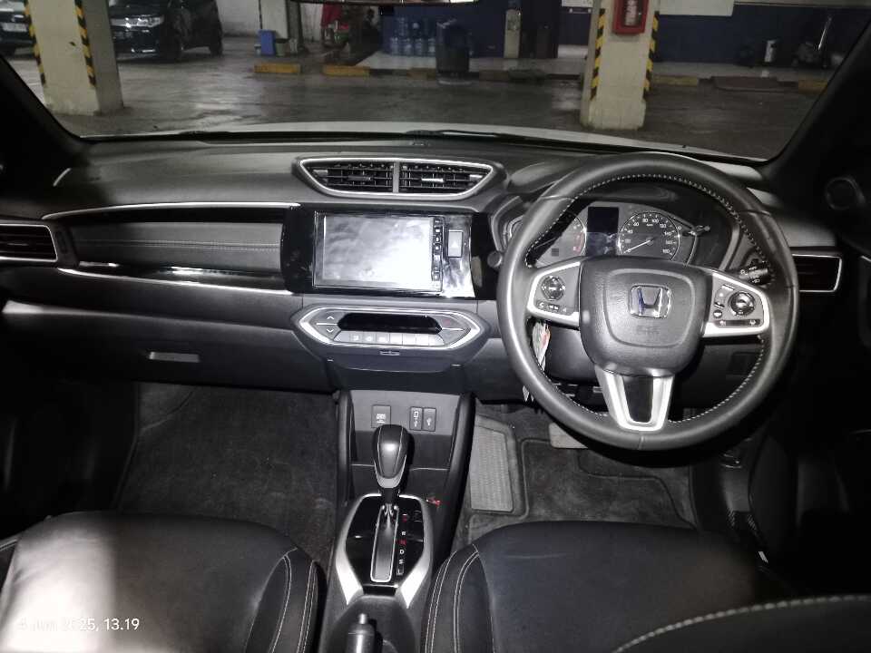 Foto Mobil Bekas Dashboard Honda BR-V 1.5 PRE-HS tahun 2022