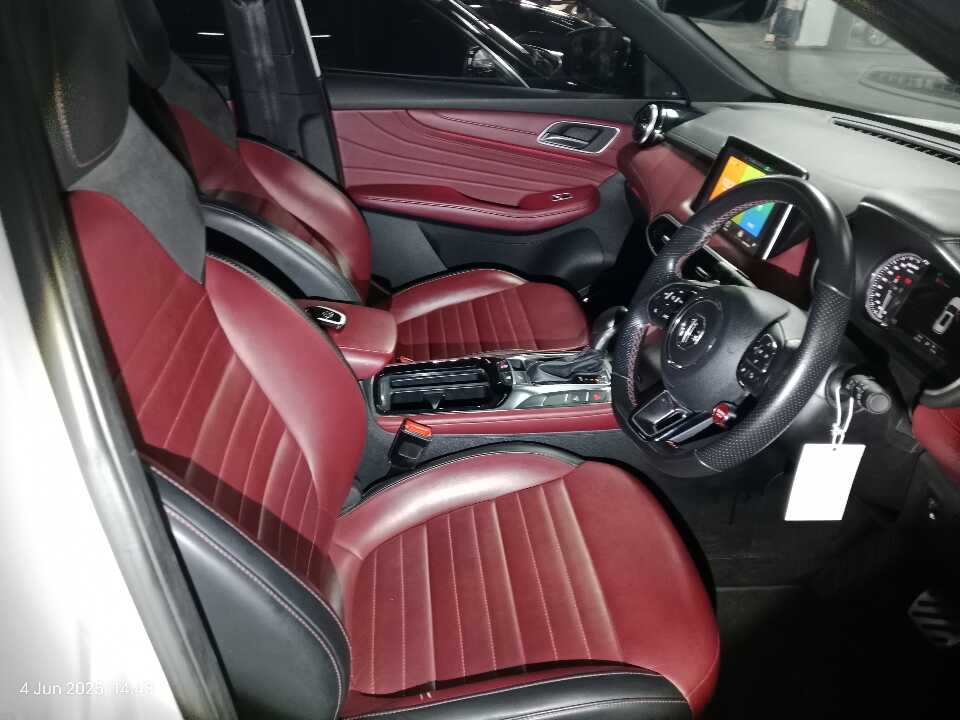 Foto Mobil Bekas Kabin Depan MG HS 1.5 tahun 2021