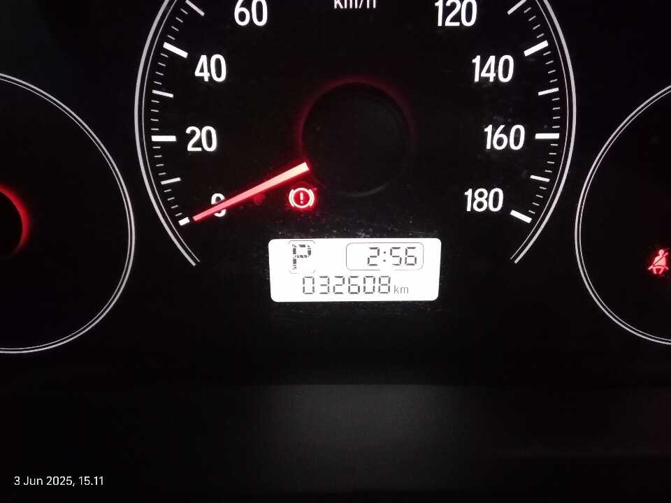 Foto Mobil Bekas Odometer Honda Brio 1.2 Satya E tahun 2023