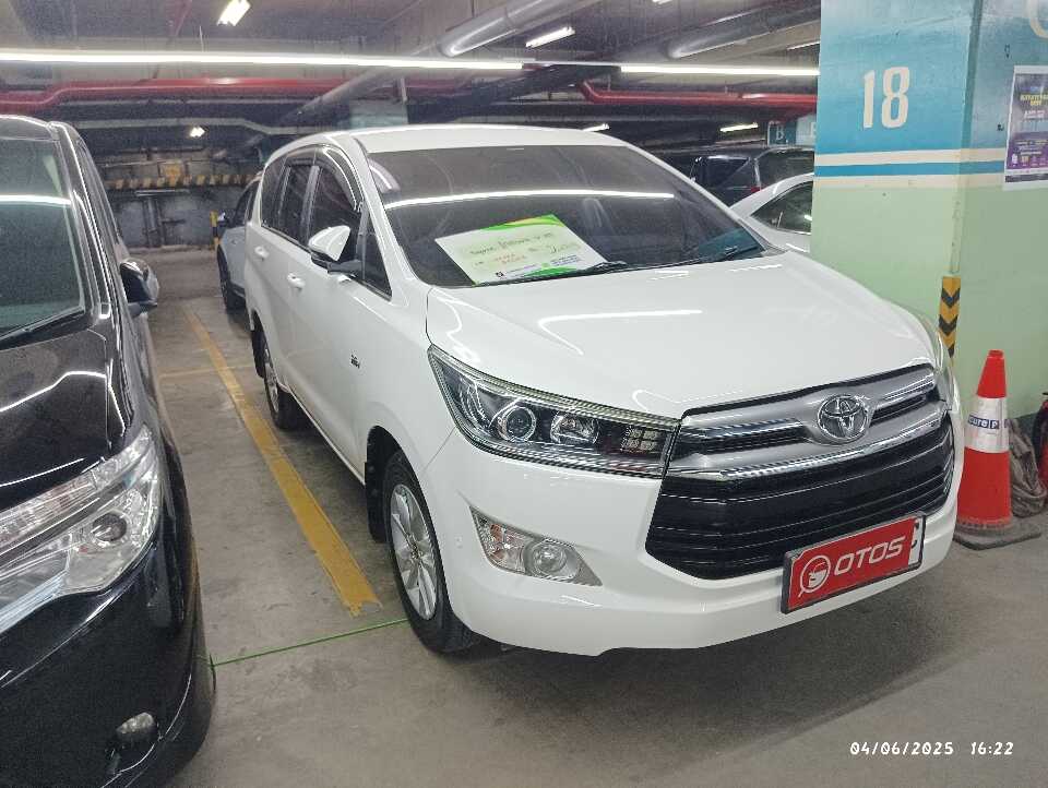 2019 Toyota Kijang Innova 2.0 V - Foto 1 dari 6