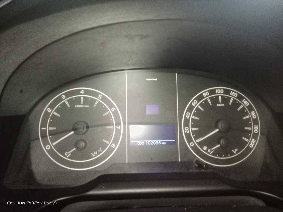 Foto Mobil Bekas Odometer Toyota Innova 2.0 G tahun 2018