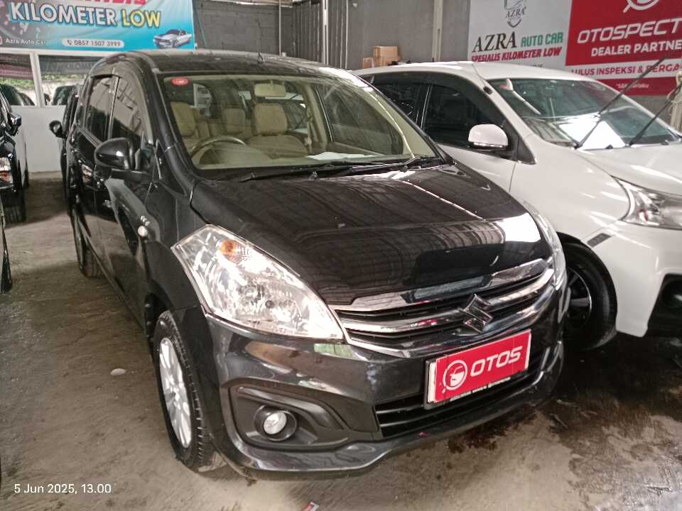 2016 Suzuki Ertiga 1.4 GL - Foto 1 dari 6