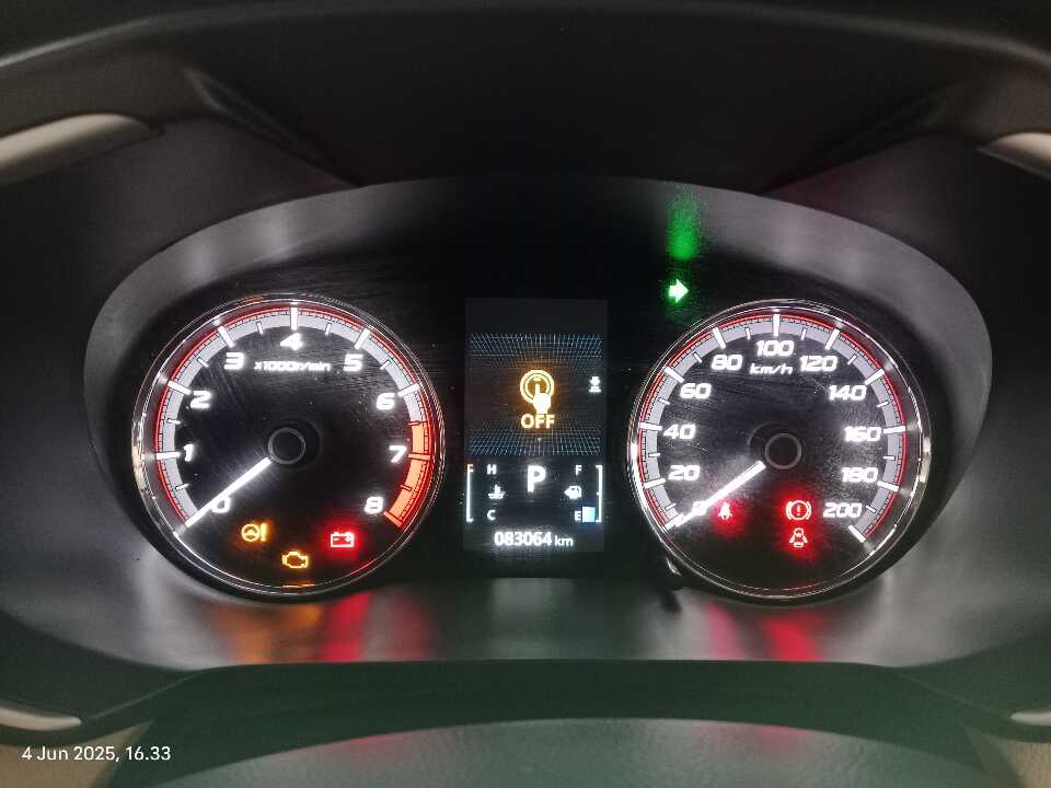 Foto Mobil Bekas Odometer Mitsubishi Xpander 1.5 Ultimate tahun 2018