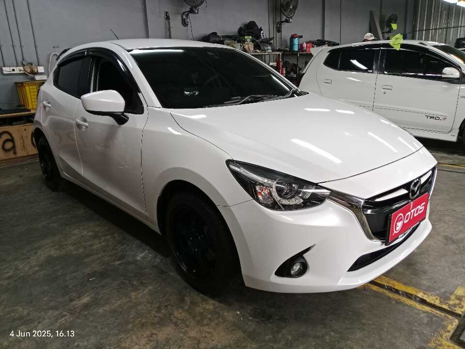 2016 Mazda 2 1.5 GT Skyactive - Foto 1 dari 9