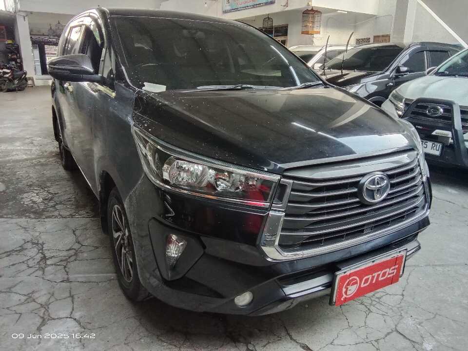 2023 Toyota Kijang Innova 2.4 G - Foto 1 dari 6