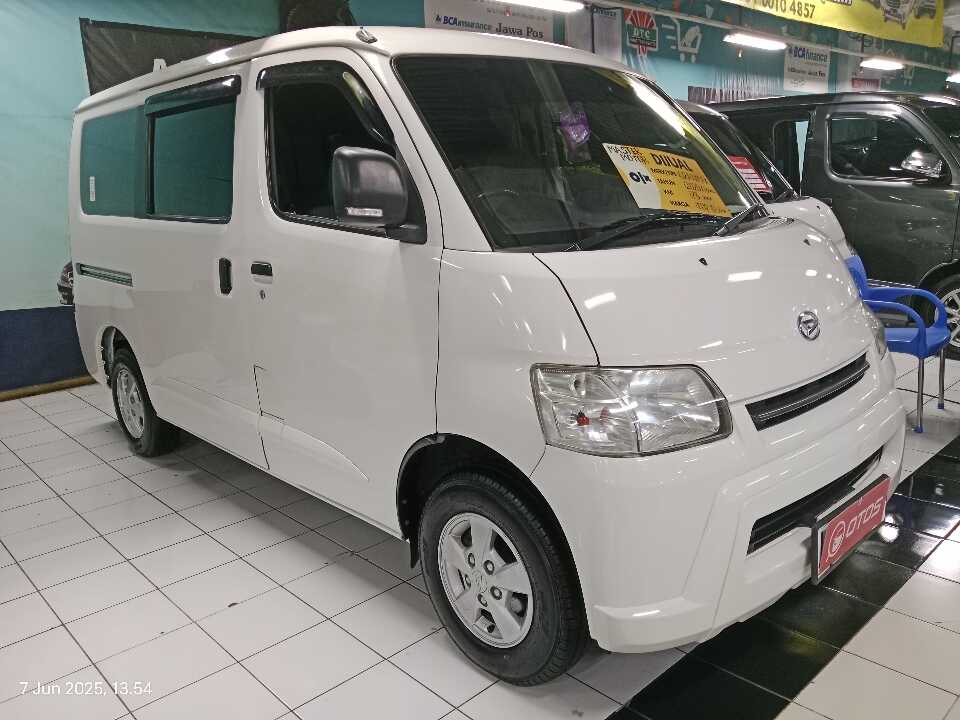 2020 Daihatsu Gran Max 1.5 STD AC&PS - Foto 1 dari 6