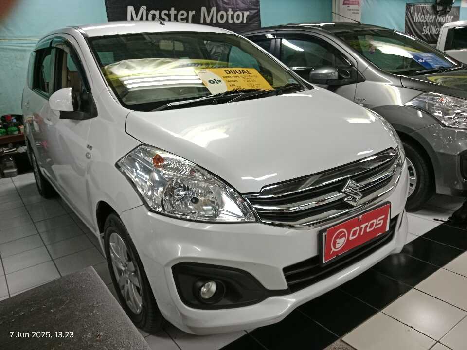 2016 Suzuki Ertiga 1.4 GL - Foto 1 dari 6