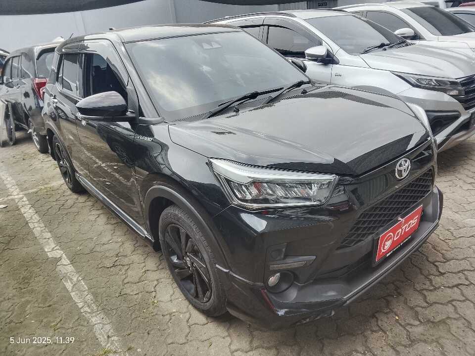 2021 Toyota Raize 1.0 GR Sport TSS - Foto 1 dari 9