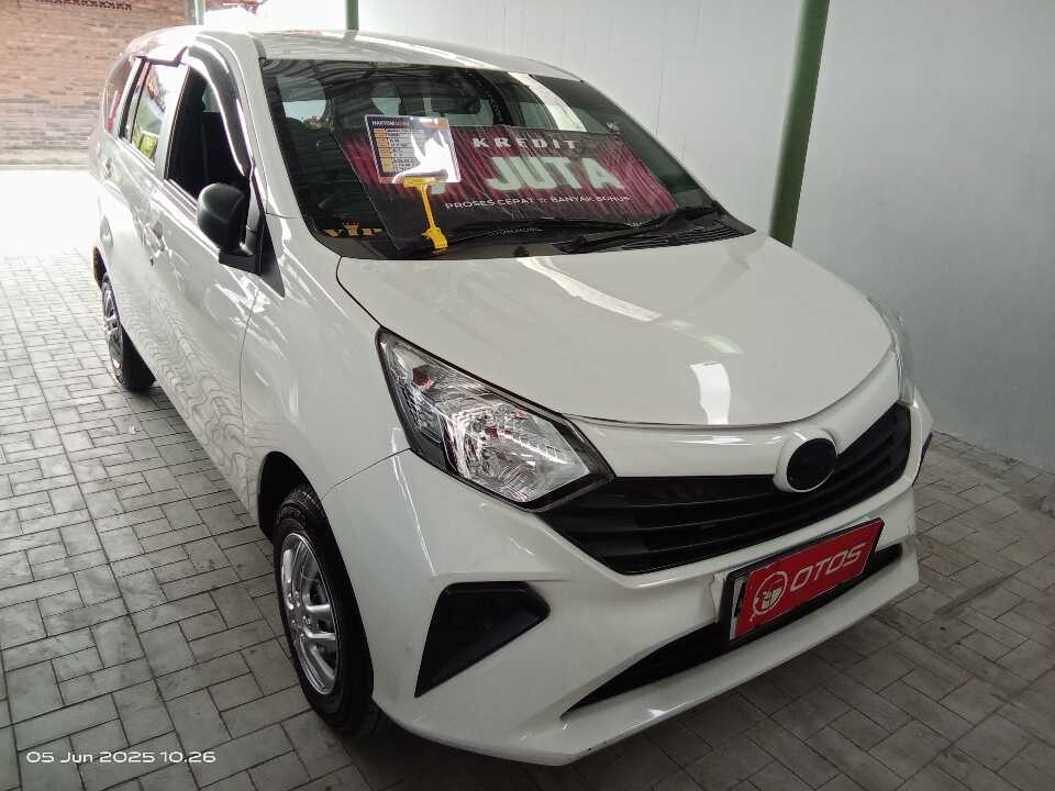 2022 Daihatsu Sigra 1.0 D - Foto 1 dari 6