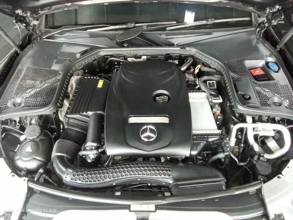 Foto Mobil Bekas Mesin Mercedes-Benz C300 2.0 tahun 2018