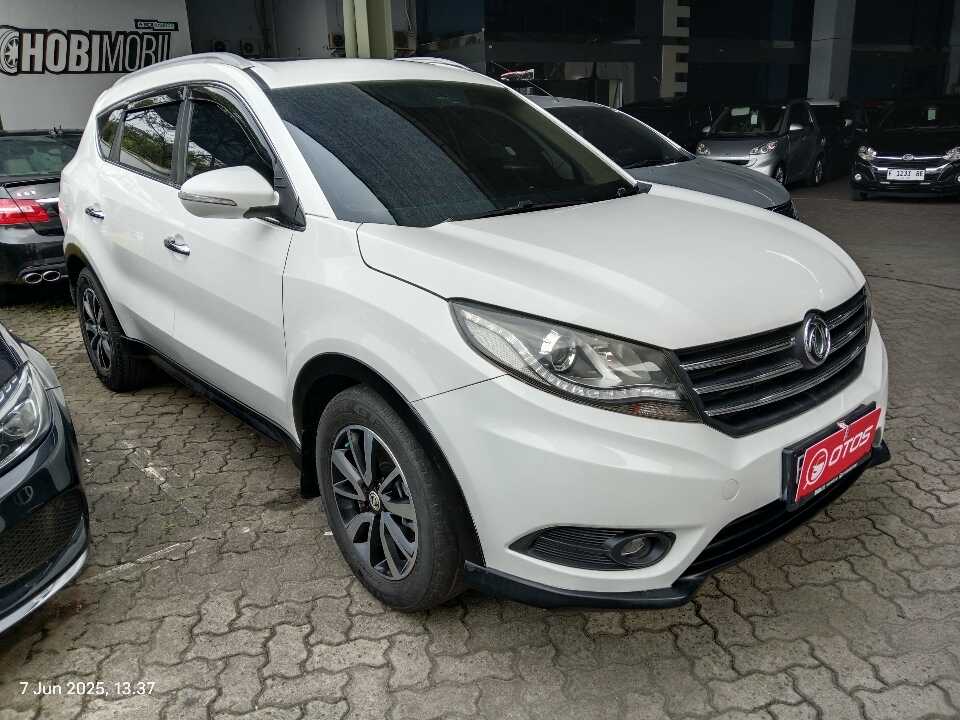 2018 DFSK Glory 560 1.5 Turbo L-Type - Foto 1 dari 9