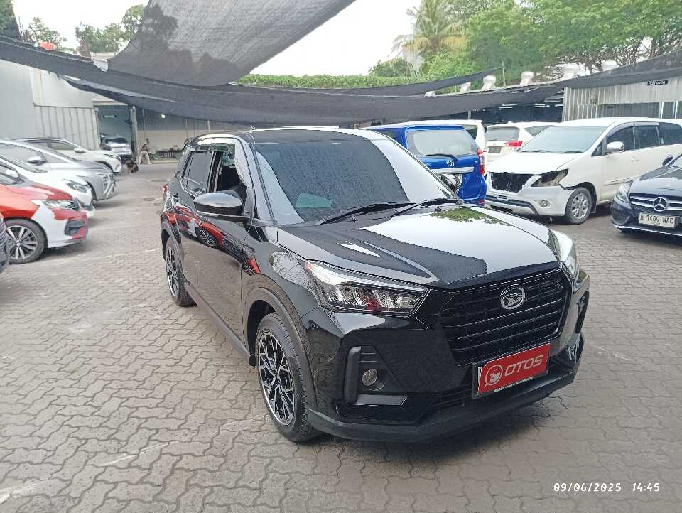 2021 Daihatsu Rocky 1.2 X - Foto 1 dari 9