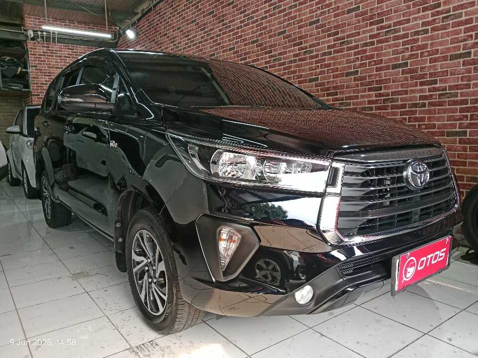 2024 Toyota Kijang Innova 2.0 G - Foto 1 dari 6