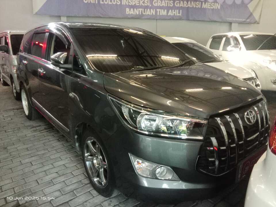 2020 Toyota Kijang Innova 2.0 G - Foto 1 dari 6