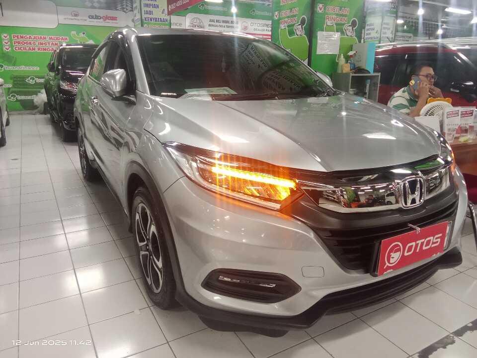 2019 Honda HR-V 1.5 E - Foto 1 dari 6