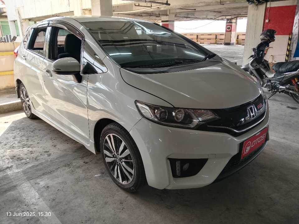 2015 Honda Jazz 1.5 RS - Foto 1 dari 6