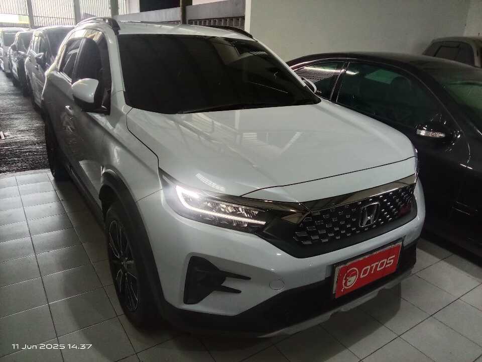 2023 Honda WR-V 1.5 RS - Foto 1 dari 6