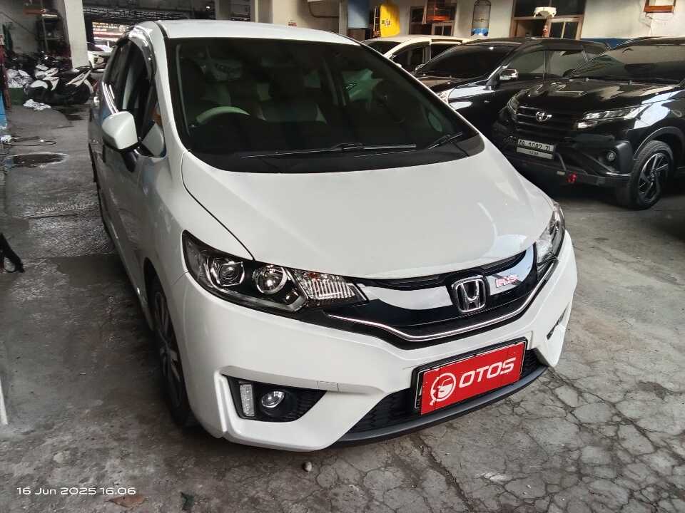 2015 Honda Jazz 1.5 RS - Foto 1 dari 6