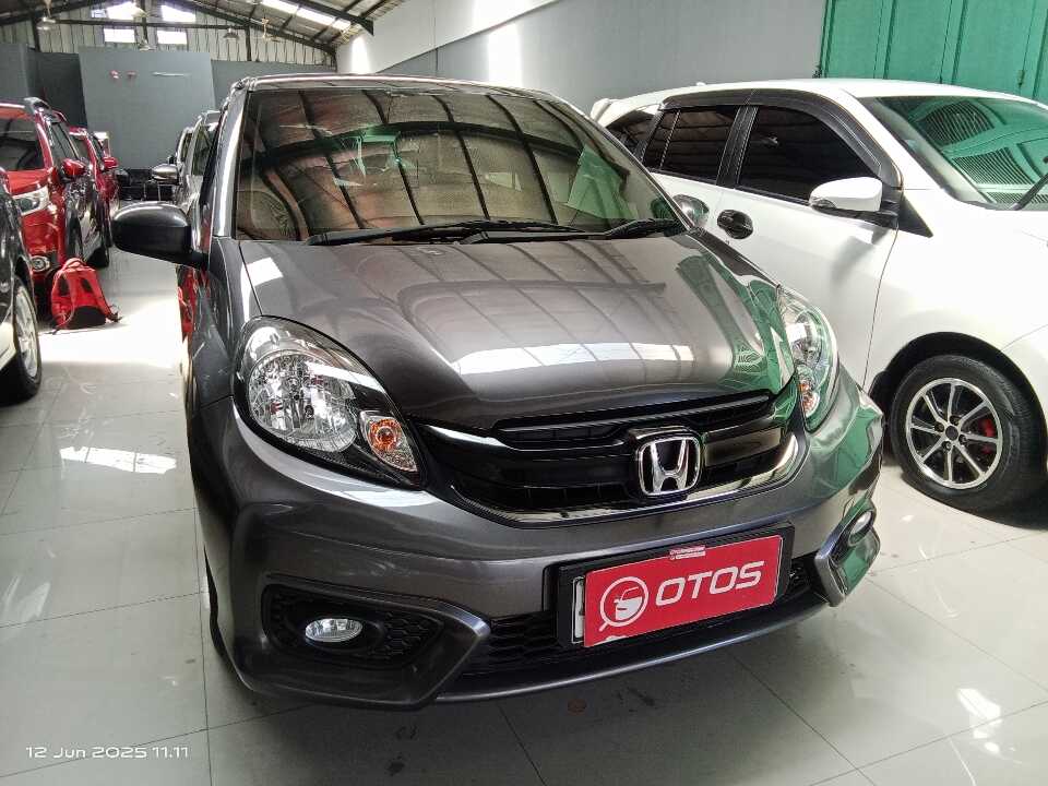 2017 Honda Brio 1.2 Satya E - Foto 1 dari 6