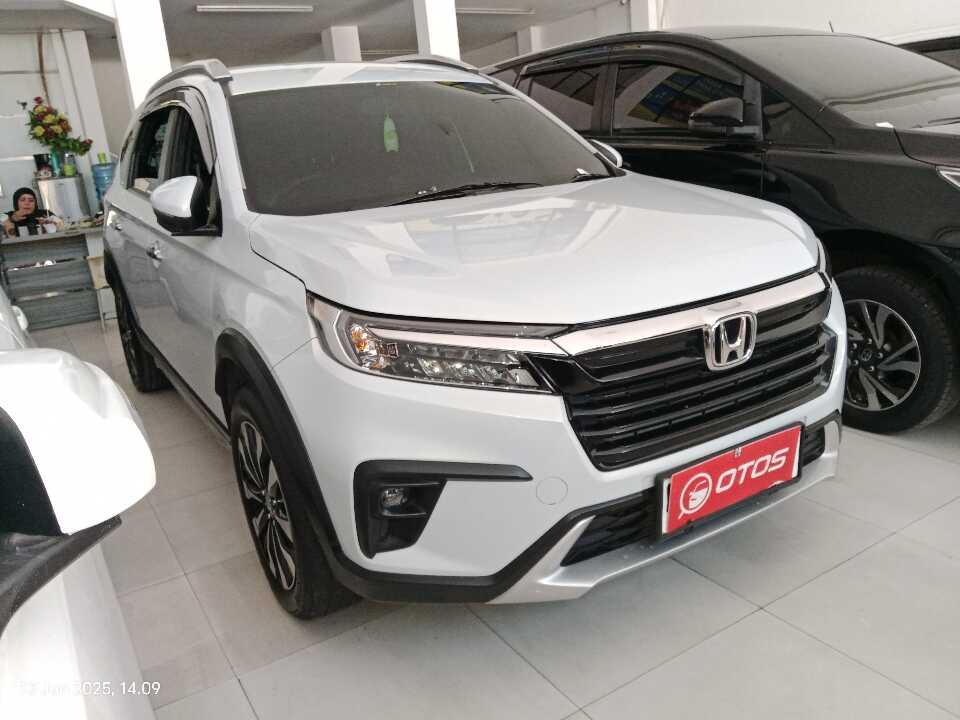 2023 Honda BR-V 1.5 PRE-HS - Foto 1 dari 6