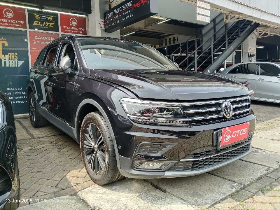 2021 Volkswagen Tiguan 1.4 TSI Allspace - Foto 1 dari 6