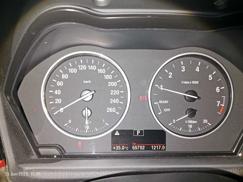 Foto Mobil Bekas Odometer BMW X1 1.5 Sdrive18i tahun 2016