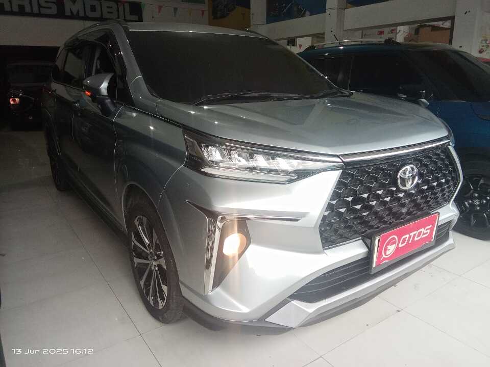 2023 Toyota Veloz 1.5 Q - Foto 1 dari 6