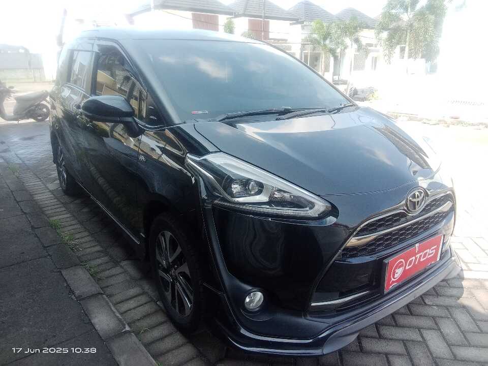 2017 Toyota Sienta 1.5 Q - Foto 1 dari 6