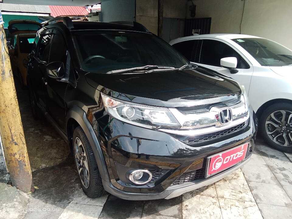 2016 Honda BR-V 1.5 E - Foto 1 dari 6