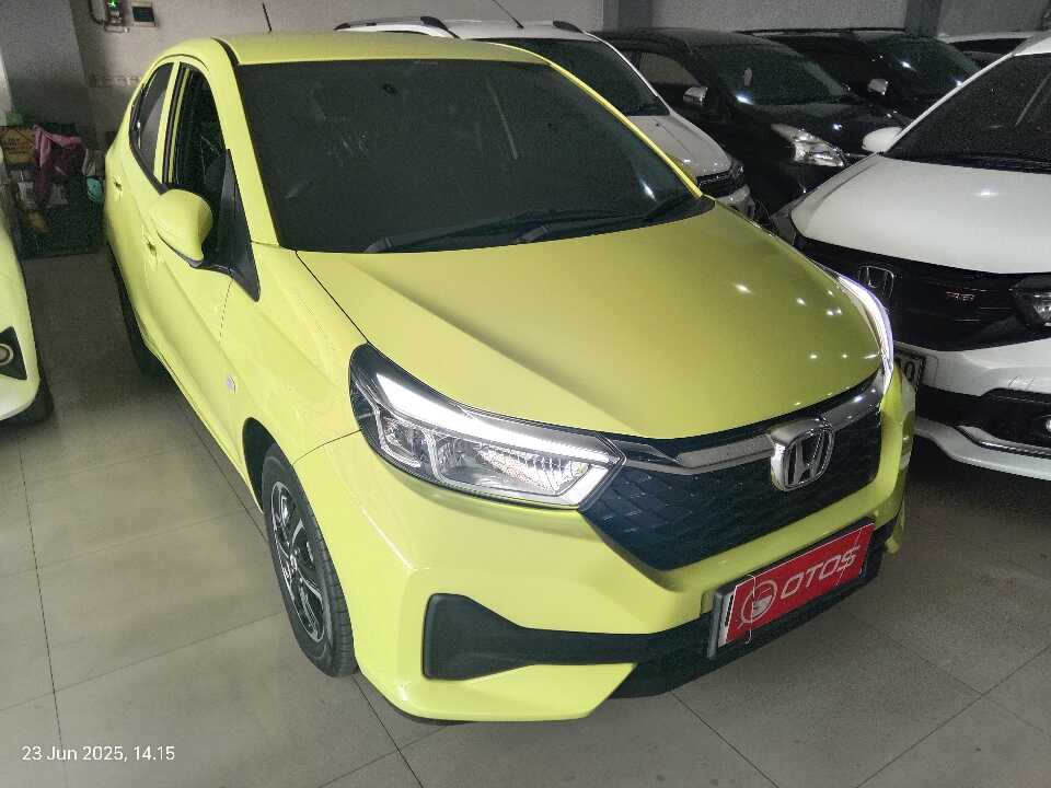 2024 Honda Brio 1.2 Satya E - Foto 1 dari 6