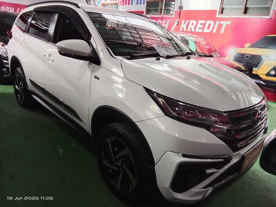2023 Toyota Rush 1.5 S - Foto 1 dari 6