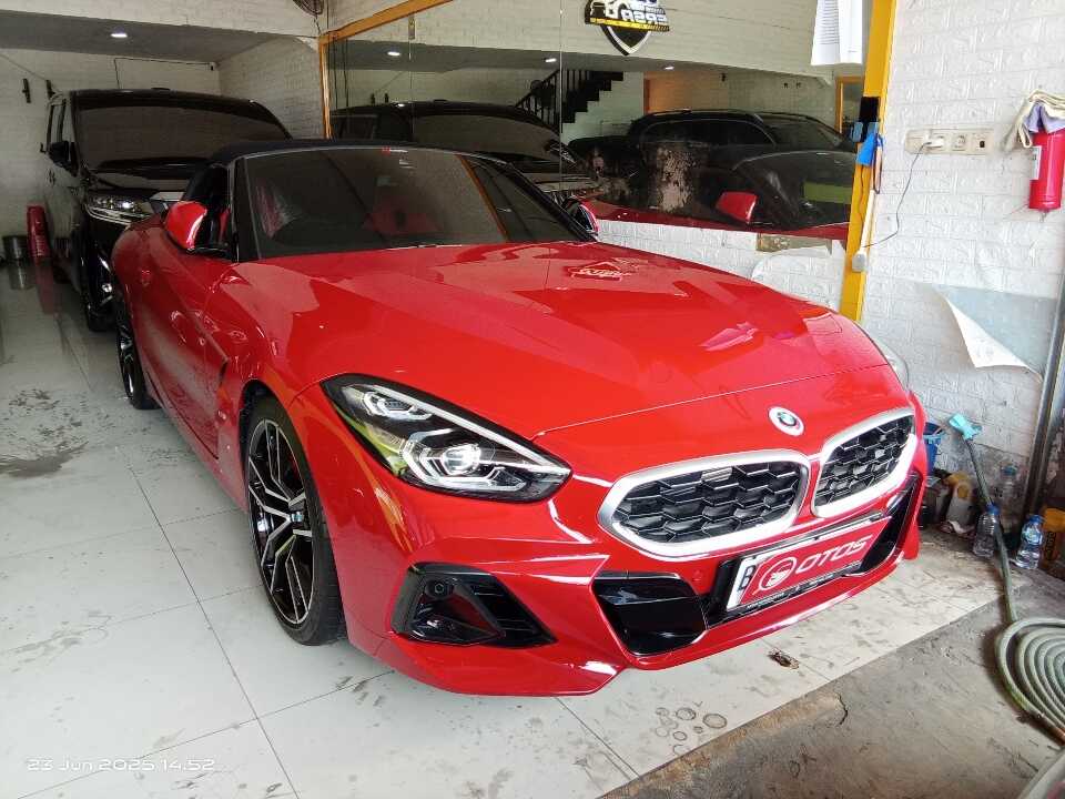 2023 BMW Z4 2.0 - Foto 1 dari 6