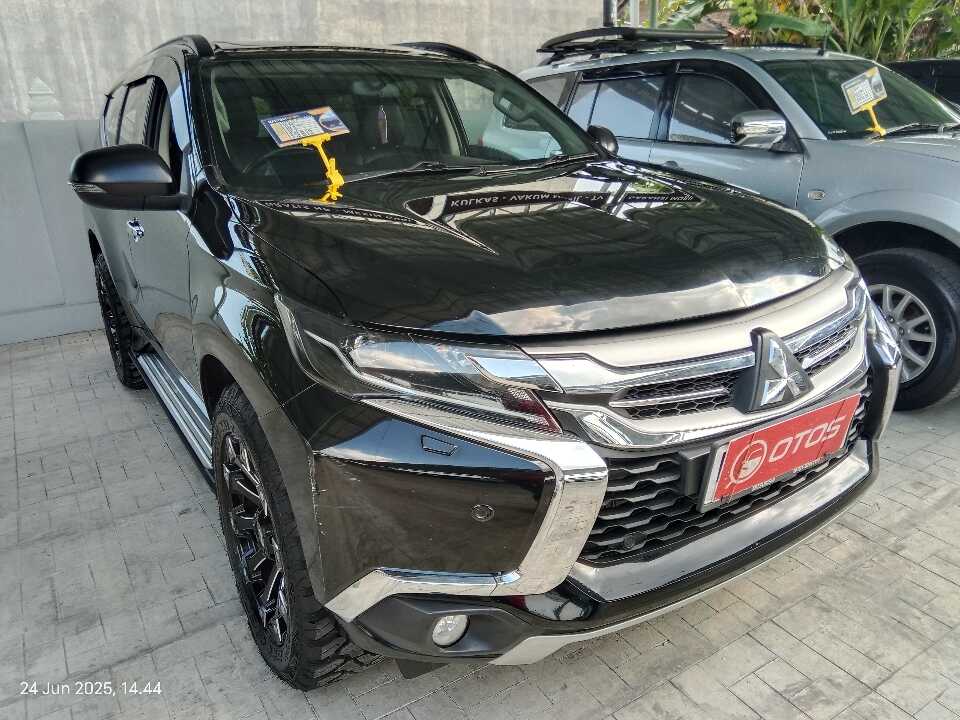 2018 Mitsubishi Pajero Sport 2.4 Dakar - Foto 1 dari 6