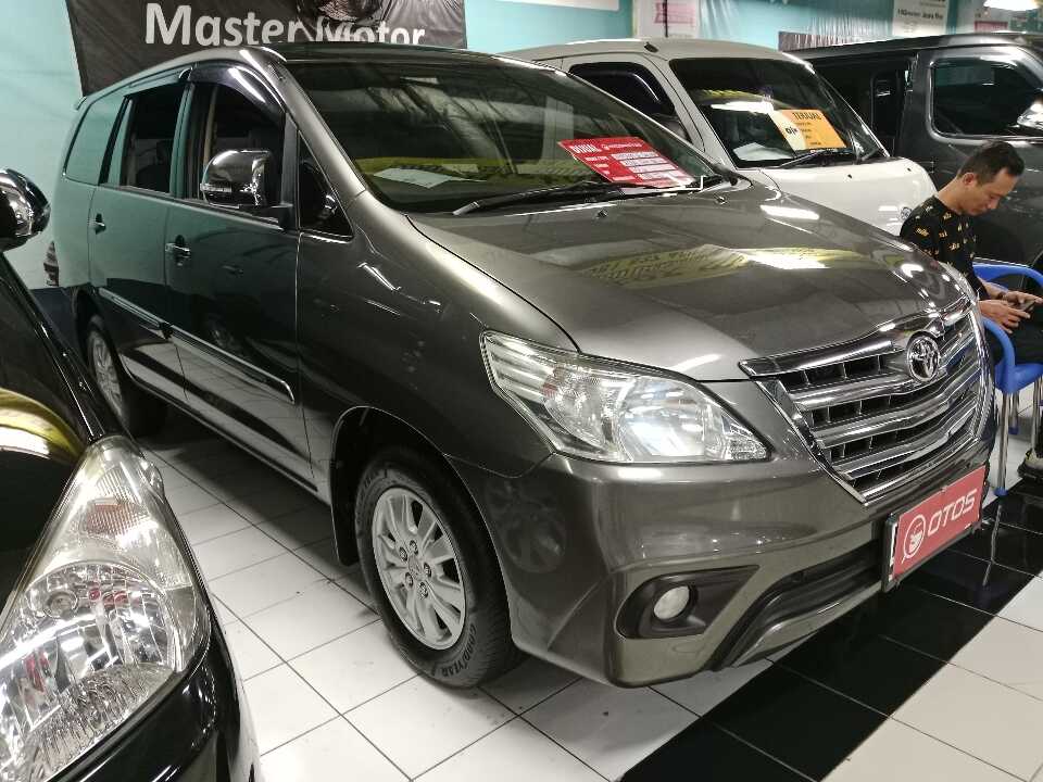 2014 Toyota Kijang Innova 2.5 G - Foto 1 dari 6