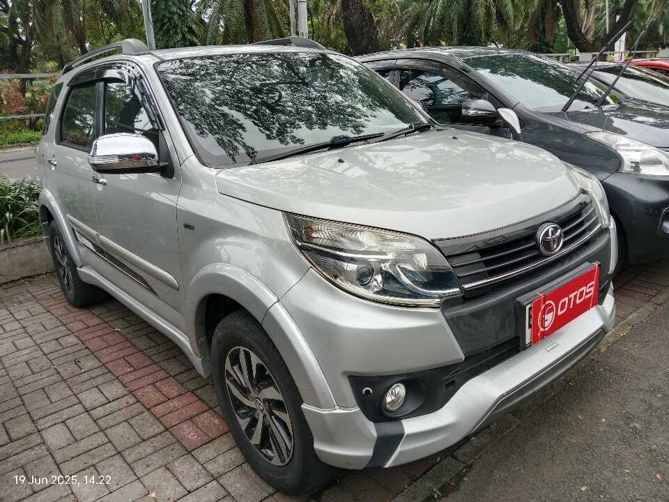 2015 Toyota Rush 1.5 - Foto 1 dari 6