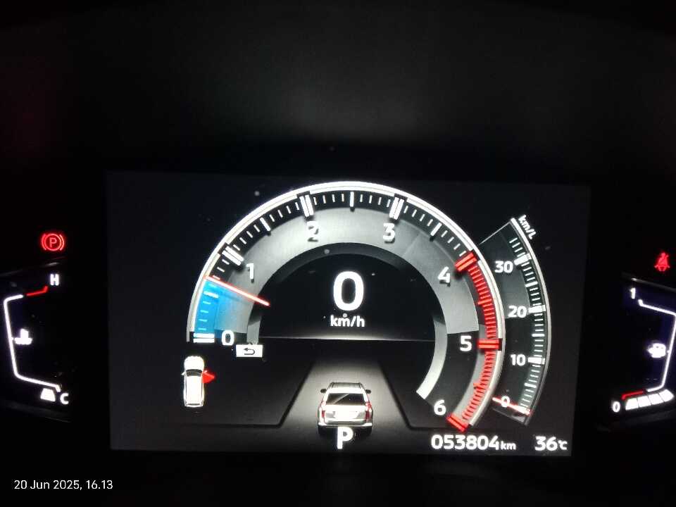 Foto Mobil Bekas Odometer Mitsubishi Pajero Sport 2.4 Dakar 4X2 tahun 2021