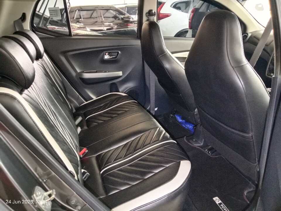Foto Mobil Bekas Kabin Belakang Toyota Agya 1.2 G tahun 2021