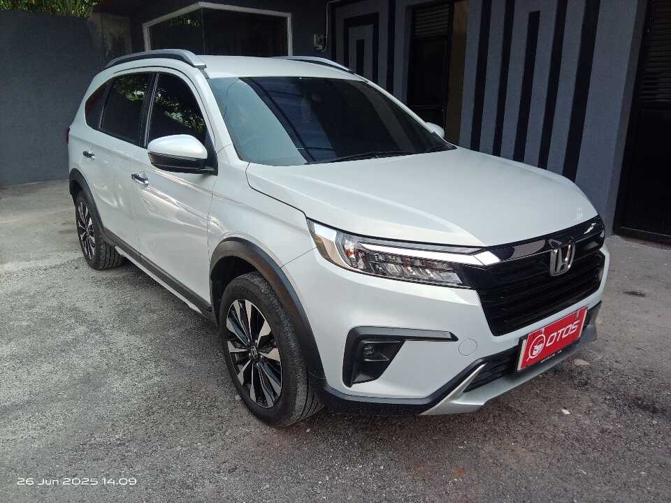 2023 Honda BR-V 1.5 E Prestige - Foto 1 dari 6