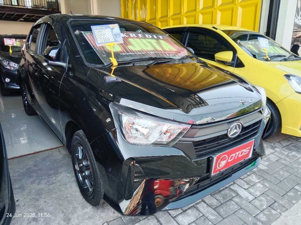 2023 Daihatsu Ayla 1.0 X - Foto 1 dari 6