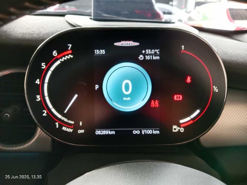 Foto Mobil Bekas Odometer MINI Cooper 2.0 John Cooper Works tahun 2023