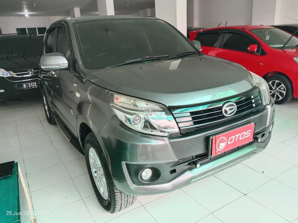 2015 Daihatsu Terios 1.5 - Foto 1 dari 6
