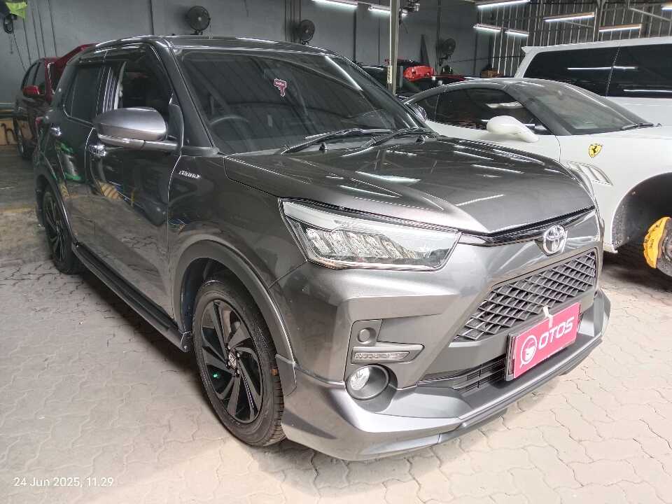 2021 Toyota Raize 1.0 GR Sport - Foto 1 dari 9